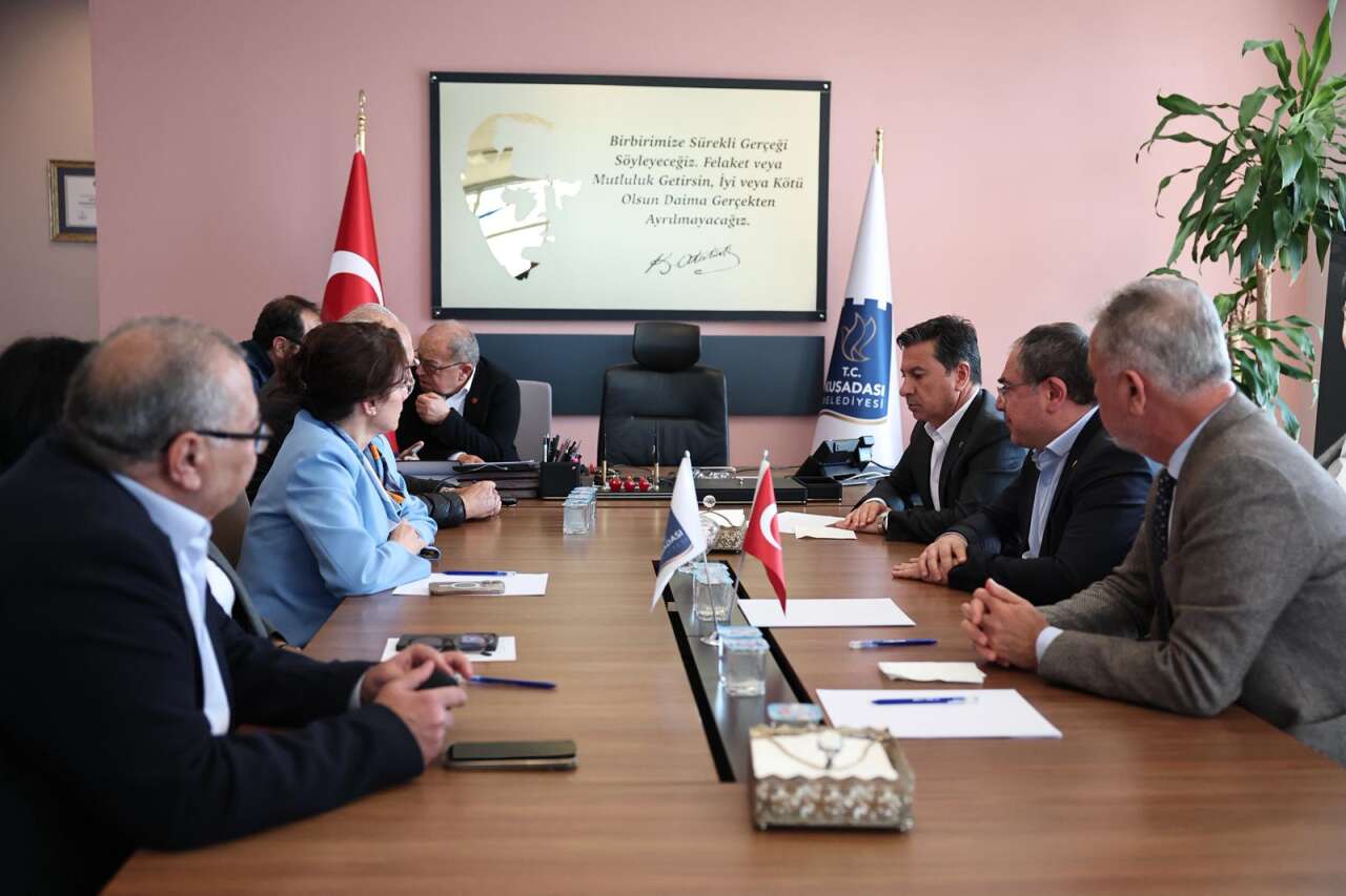 Başkan Aras’tan Manisa’ya Ziyaret, Kuşadası’na Dayanışma Mesajı 1